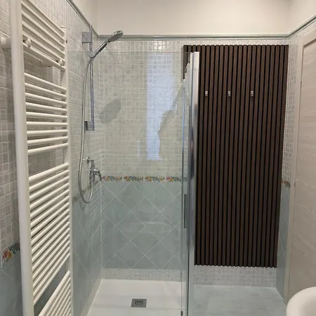 بيت ضيافة Primo Piano