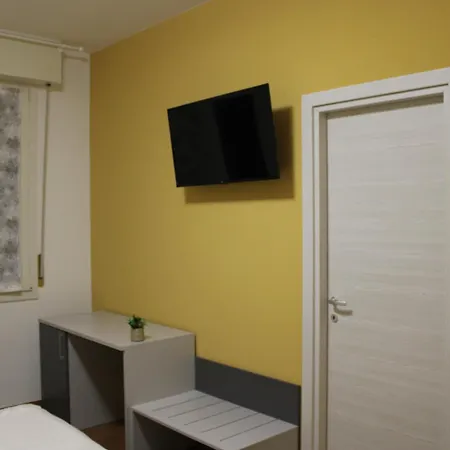 بيت ضيافة Primo Piano 3*